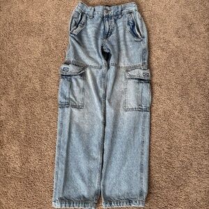 Aeropostale Low Rise Cargo jeans